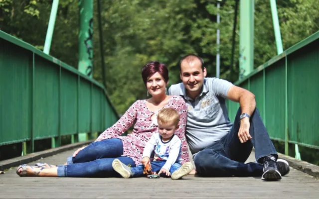 V pětadvaceti onemocněla nádorovým onemocněním, měla malého syna, manžela a hypotéku