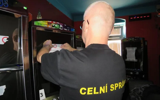 V klatovské herně byly nelegální přístroje