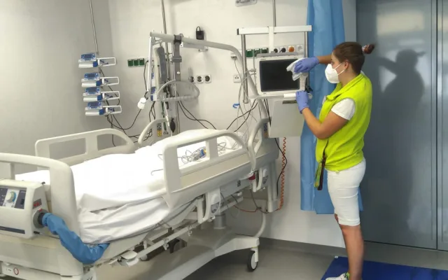 Do přístavby Stodské nemocnice se nastěhovala gastroenterologie a v novém je i JIP a plicní ordinace