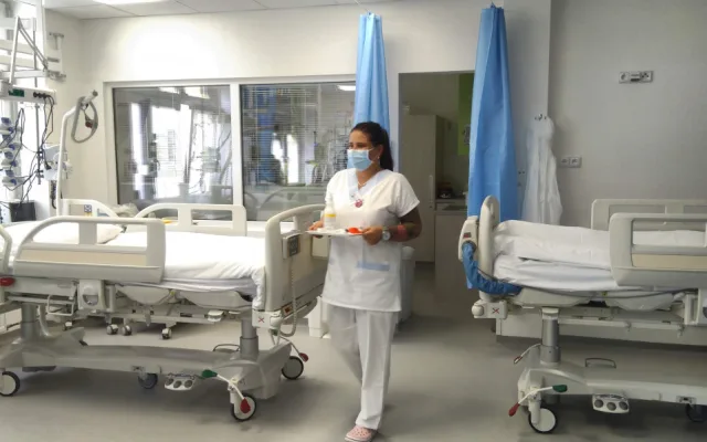 Do přístavby Stodské nemocnice se nastěhovala gastroenterologie a v novém je i JIP a plicní ordinace