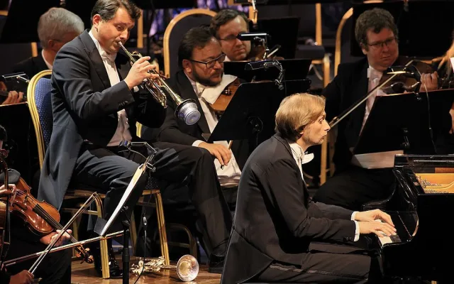 Vřelé publikum a inspirativní město, shodují se umělci. 29. ročník Mezinárodního hudebního festivalu Český Krumlov uzavřel koncert České filharmonie