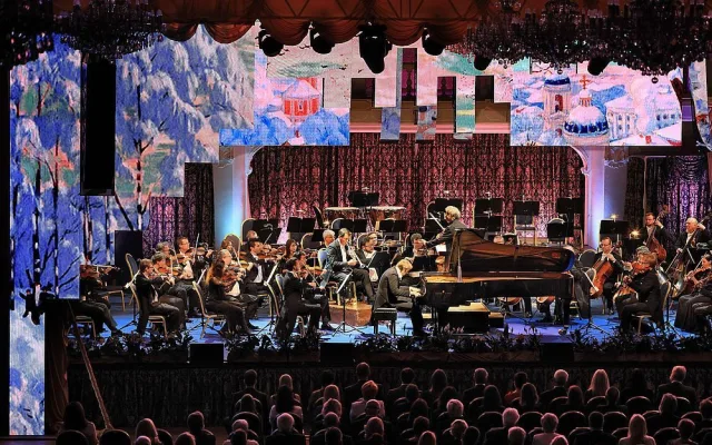 Vřelé publikum a inspirativní město, shodují se umělci. 29. ročník Mezinárodního hudebního festivalu Český Krumlov uzavřel koncert České filharmonie