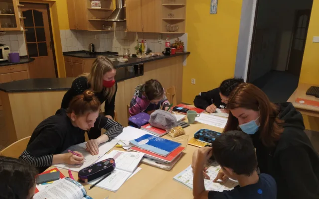 Studenti ZČU už teď pomáhají zdravotnictví v první linii v boji s covidem, další se zapojili do výuky