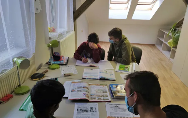 Studenti ZČU už teď pomáhají zdravotnictví v první linii v boji s covidem, další se zapojili do výuky