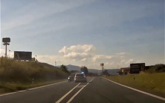 Drogový dealer, kterého policista zastavil bravurním zákrokem při divoké honičce, zásoboval prostitutky pervitinem