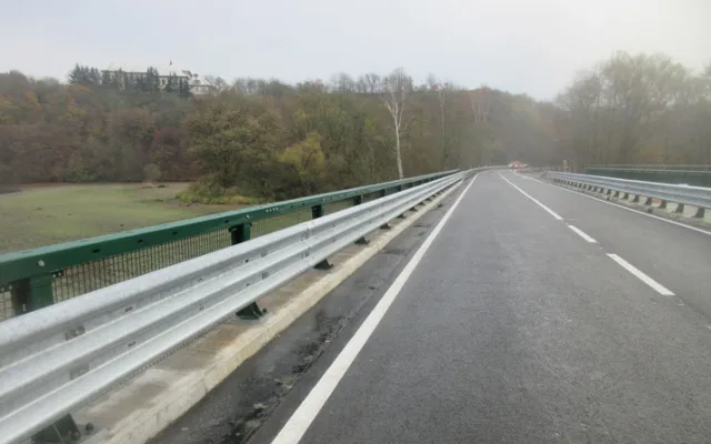 Most mezi Valchou a Liticemi je průjezdný ve zkušebním provozu