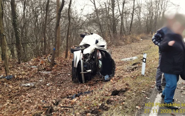 Mladý motorista přistál na boku