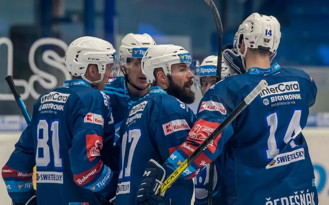 Gólová smršť korunovaná Přikrylovým hattrickem, Plzeň na domácím ledě přehrála Zlín 7:5