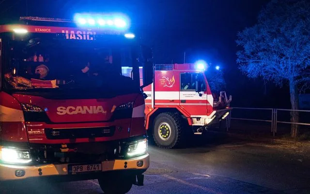 Požár opuštěné budovy mají na svědomí bezdomovci, kteří si vařili jídlo