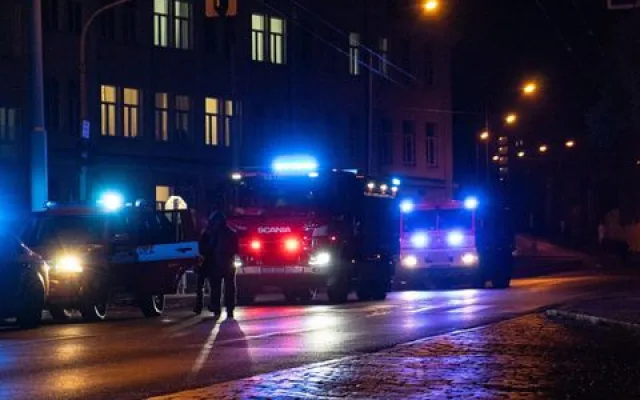 Požár opuštěné budovy mají na svědomí bezdomovci, kteří si vařili jídlo