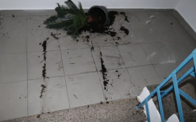 Pachatelé ničili při vloupání vše, co se jim připletlo do cesty