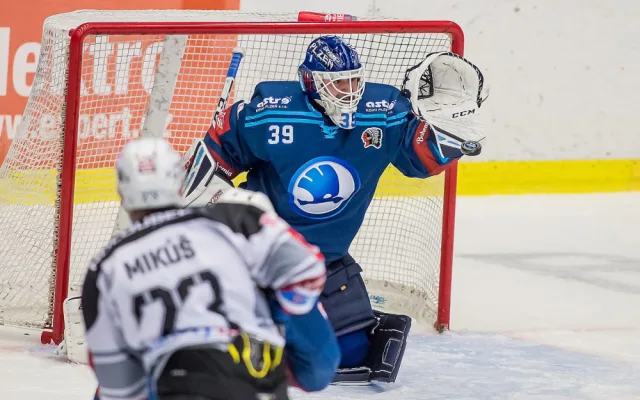 Drama až do poslední vteřiny! V západočeském derby porazila Plzeň Karlovy Vary 4:3