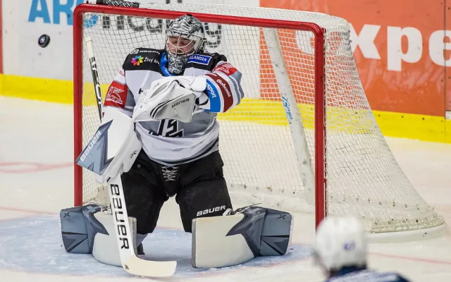Drama až do poslední vteřiny! V západočeském derby porazila Plzeň Karlovy Vary 4:3