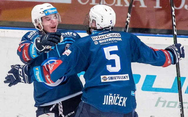 Drama až do poslední vteřiny! V západočeském derby porazila Plzeň Karlovy Vary 4:3