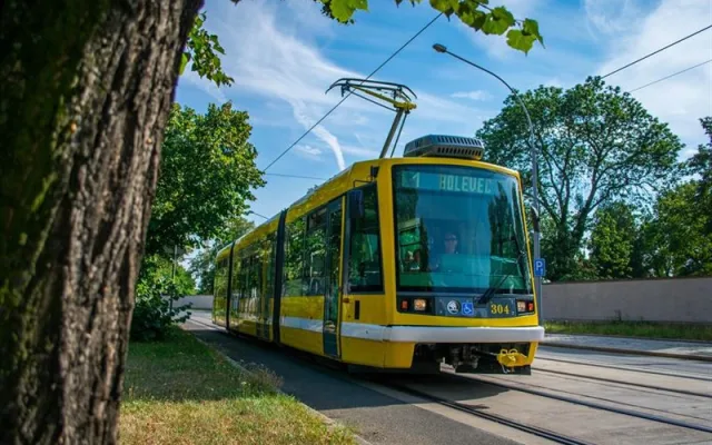 Po 24 letech provozu končí v Plzni první bezbariérové tramvaje ASTRA