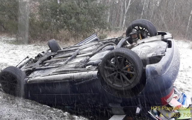nehoda na silnici ve směru na Hadačku