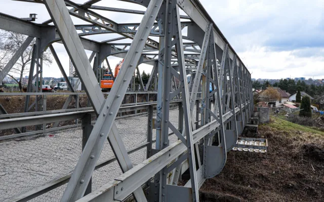 Frekventovanou lávku v Plzni na Valše čeká uzavírka na čtyři měsíce, projde rekonstrukcí