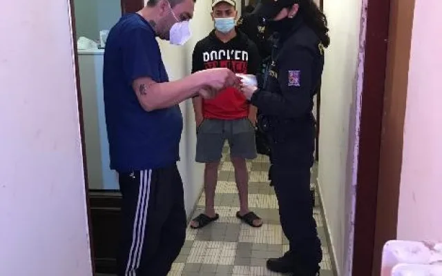 Cizinecká policie provětrala firmu i ubytovny, odhalila zahraniční pracovníky bez patřičných dokladů
