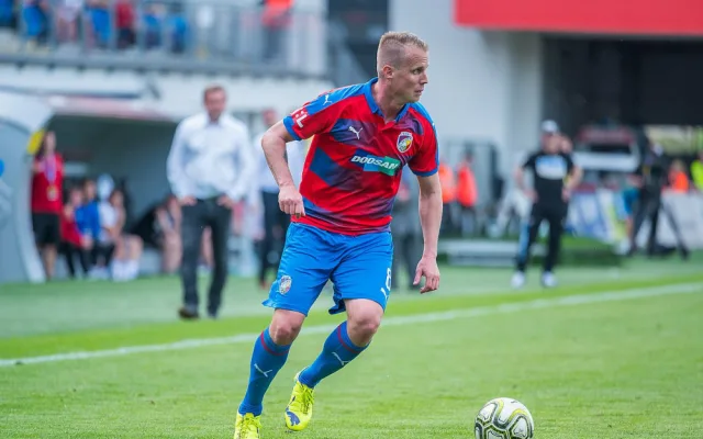 Bouřlivák Limba oznámil konec profesionální kariéry, jeho dres s číslem 8 už nikdo jiný ve Viktorii neoblékne