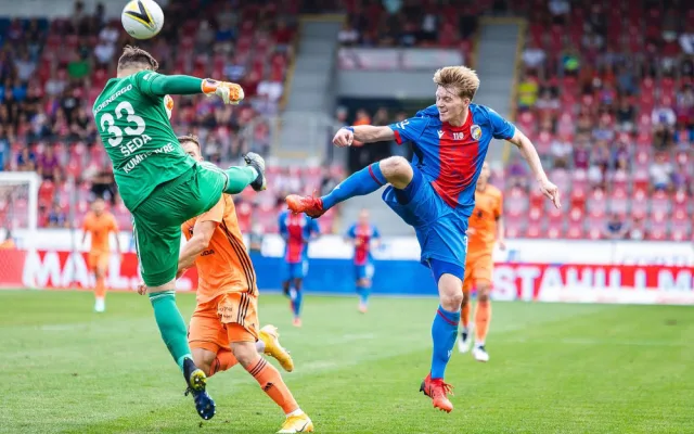 Viktoriánům vyšel vstup do sezóny i přes deset nemocných hráčů, teď zbrojí na čtvrteční odvetu s Brestem