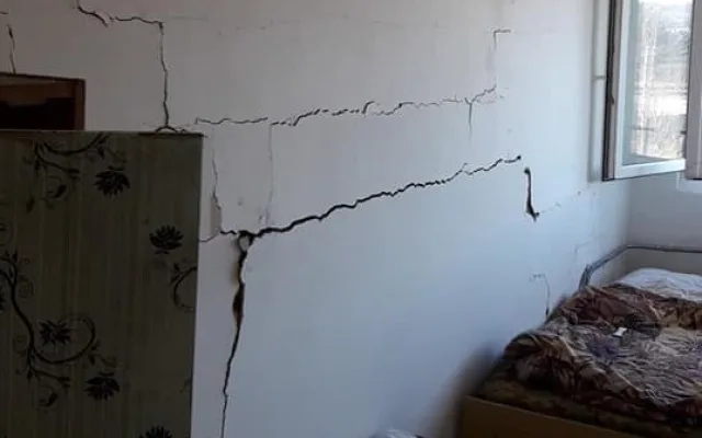 Za březnovou explozí na ubytovně jsou výpary toluenu, nájemník je na pokoji odpálil zapalovačem a málem uhořel
