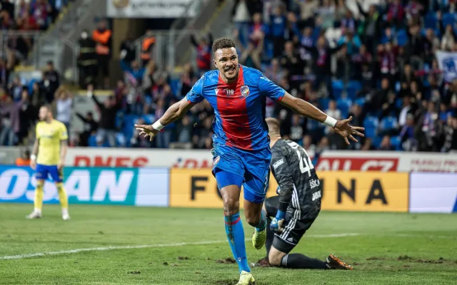 Pomohl mi příchod Chorase, za výhru 2:1 jsem šťastný, říká viktorián JD Beauguel