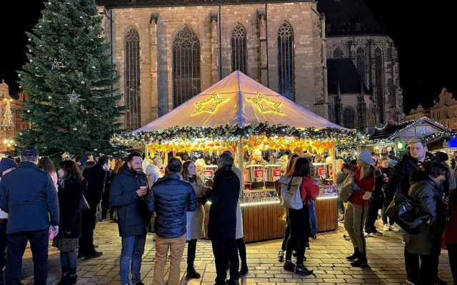 Zahájení adventních trhů vzali Plzeňané útokem, největším trhákem je milované i nenáviděné ruské kolo