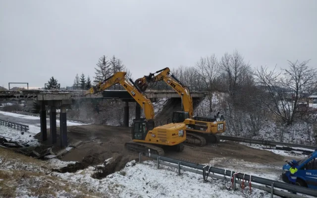 Demolice mostu v Chotíkově, foto: Markéta Čekanová