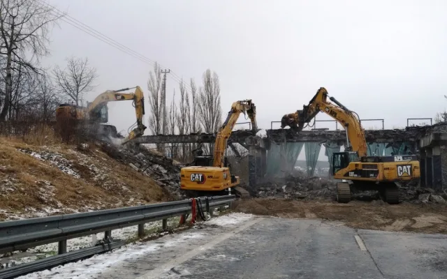 Demolice mostu v Chotíkově, foto: Markéta Čekanová