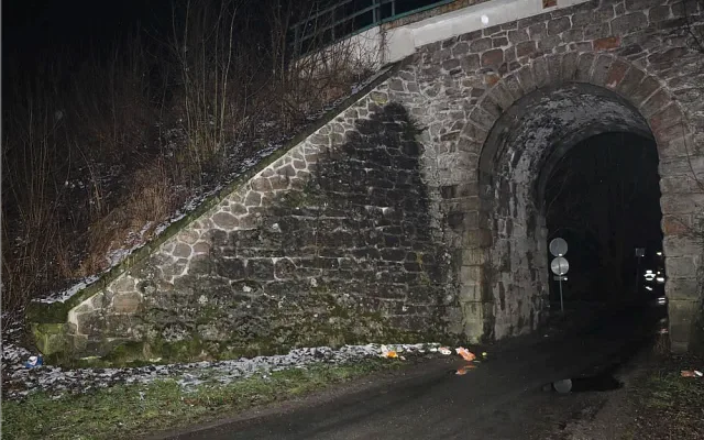 Nákup byl vysypaný i pod viaduktem