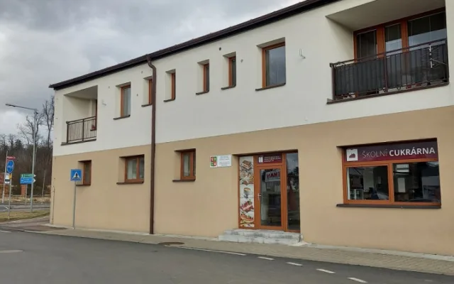 Milovníci sladkého mohou v Horšovském Týně ochutnat zákusky od budoucích cukrářů