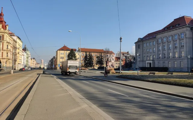 Místo tragické nehody na Klatovské třídě