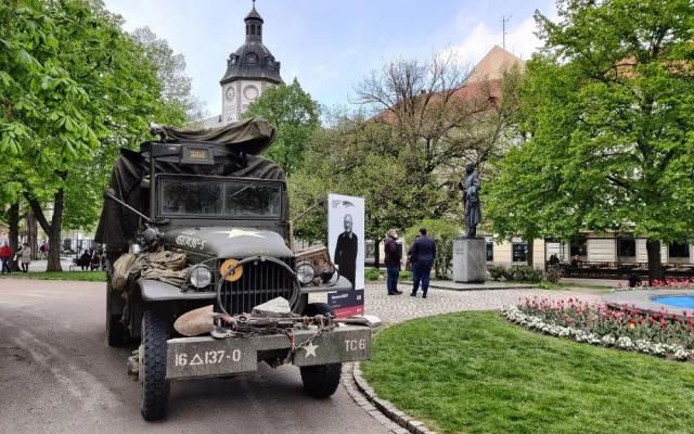 Slavnosti svobody se do Plzně vrátí se vší parádou, lidé se dočkají oblíbeného konvoje i veteránů