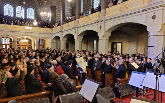 Jedna z největších synagog na světě se po tříleté rekonstrukci opět otevřela veřejnosti