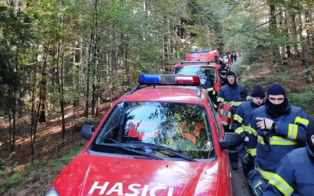 Takto vypadala obří pátrací akce po ztracené dívce v okolí Čerchova