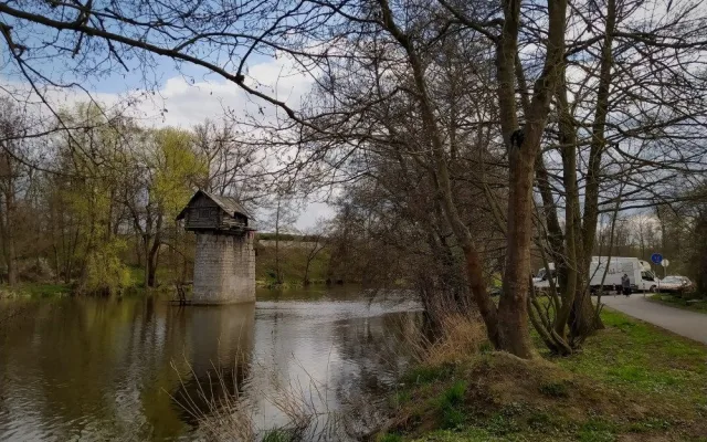 Okolo chaloupky už se něco chystá foto: Michaela Petříková/Výlety po Plzeňském kraji