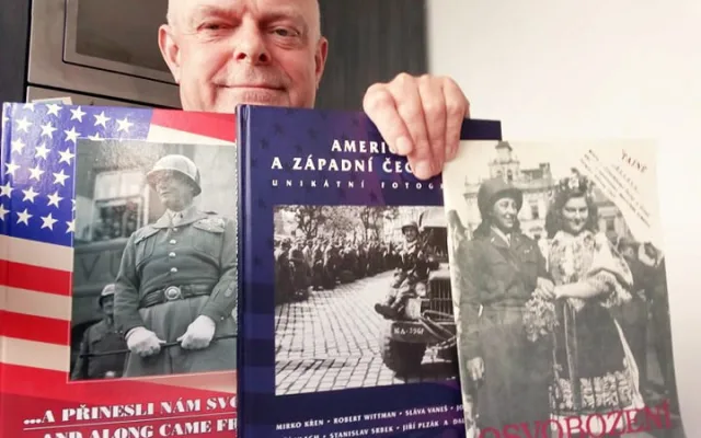 Zdeněk Roučka se svými publikacemi