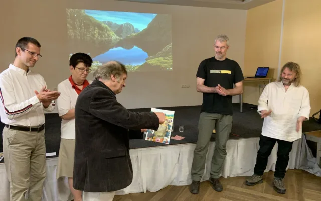 Odborným poradcem při vzniku komiksu byl historik Vladimír Horpeniak z Muzea Šumavy v Kašperských Horách
