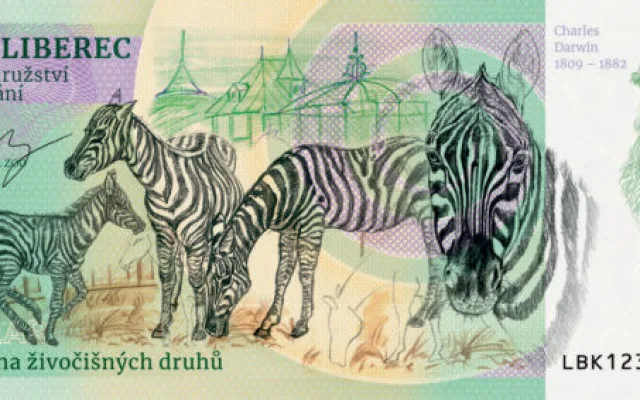Plzeňská zoo se pochlubila novými sběratelskými bankovkami, zobrazují úspěšné odchovy i erbovní plameňáky