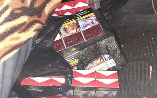 Policejní fena Ebby vyčenichala v rumunské dodávce přes 5000 nelegálně přepravovaných cigaret