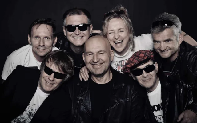 Hudebně-švestkový festival Trnkobraní se vrací a oznamuje kompletní line-up s kapelami Chinaski, Rybičky 48, Tři sestry a dalšími interprety