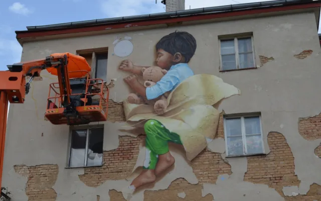 Co si myslí zastupitelé Plzně o streetartové výzdobě nevzhledných městských ploch díky festivalu Wallz?