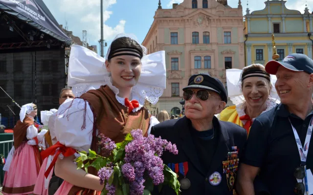 Ve věku nedožitých 99 let zemřel Louis Gihoul, slavný belgický veterán a osvoboditel západních Čech