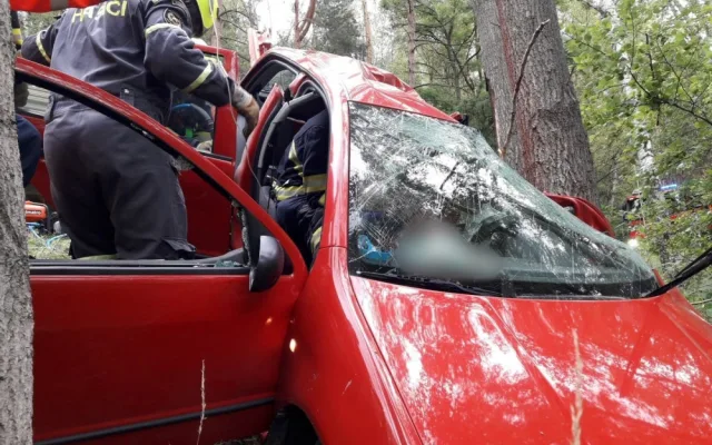 Tragická nehoda na severním Plzeňsku si vyžádala život jednoho motoristy