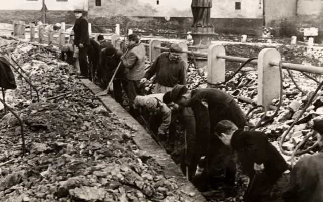 Litice shání historické fotografie