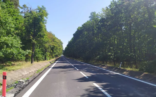 Bez výrazných omezení je už průjezdný opravený úsek silnice I/27 mezi městy Kralovice a Plasy