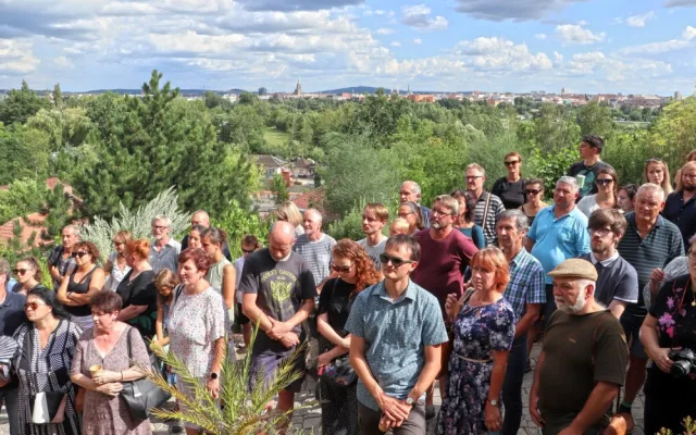 Památku světově uznávaného lékaře, který nečekaně zemřel, uctili přátelé uspořádáním výstavy