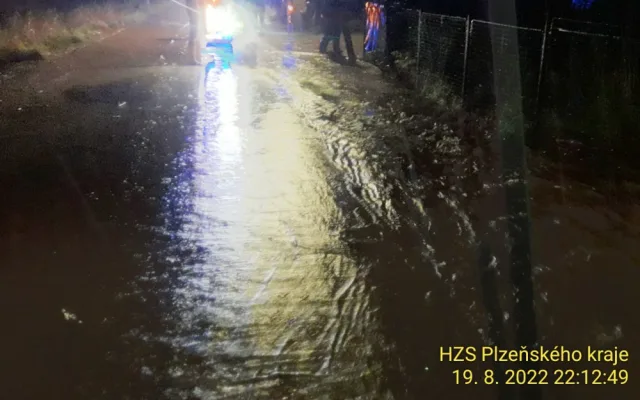 Plzeňsko a Rokycansko zasáhly rekordní srážky, prší i nadále. Déšť zvedá hladiny řek na jihozápadě Čech
