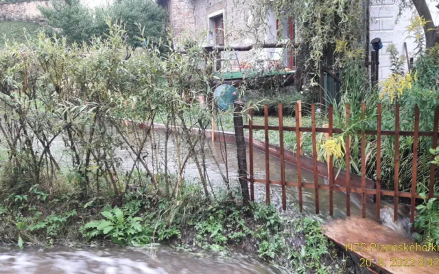 Plzeňsko a Rokycansko zasáhly rekordní srážky, prší i nadále. Déšť zvedá hladiny řek na jihozápadě Čech
