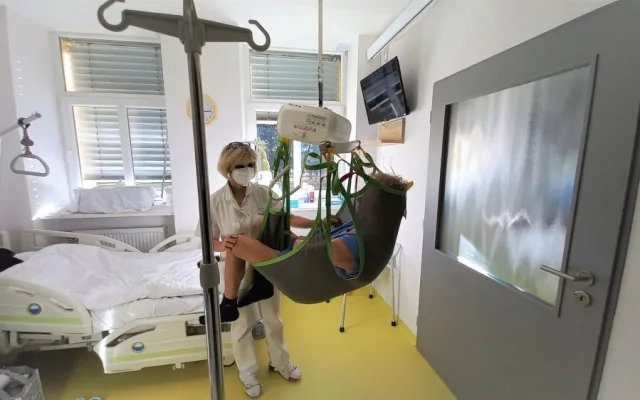 Rekonstrukce oddělení následné péče ve Stodu míří do finále, přibyla nová lůžka i vyšetřovna